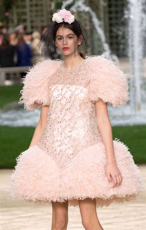 chanel october paris show 2018